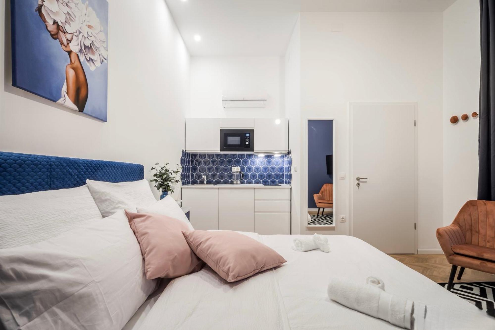 D58 - Grand Boulevard Royal Apartment - Best Location By Bqa Budapest Exterior foto