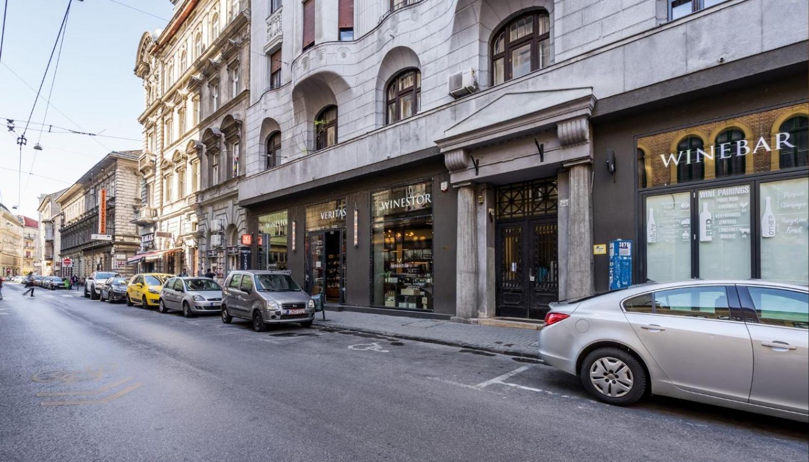 D58 - Grand Boulevard Royal Apartment - Best Location By Bqa Budapest Exterior foto